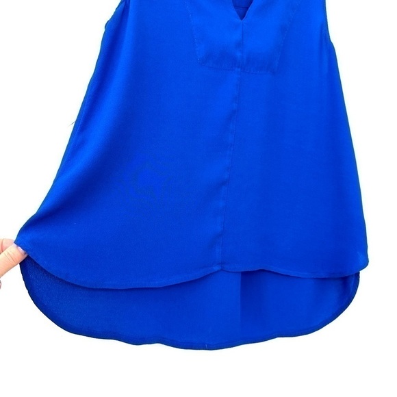 Madewell tank top with v-neckline, loose fitting, high low hemline - Picture 4 of 9